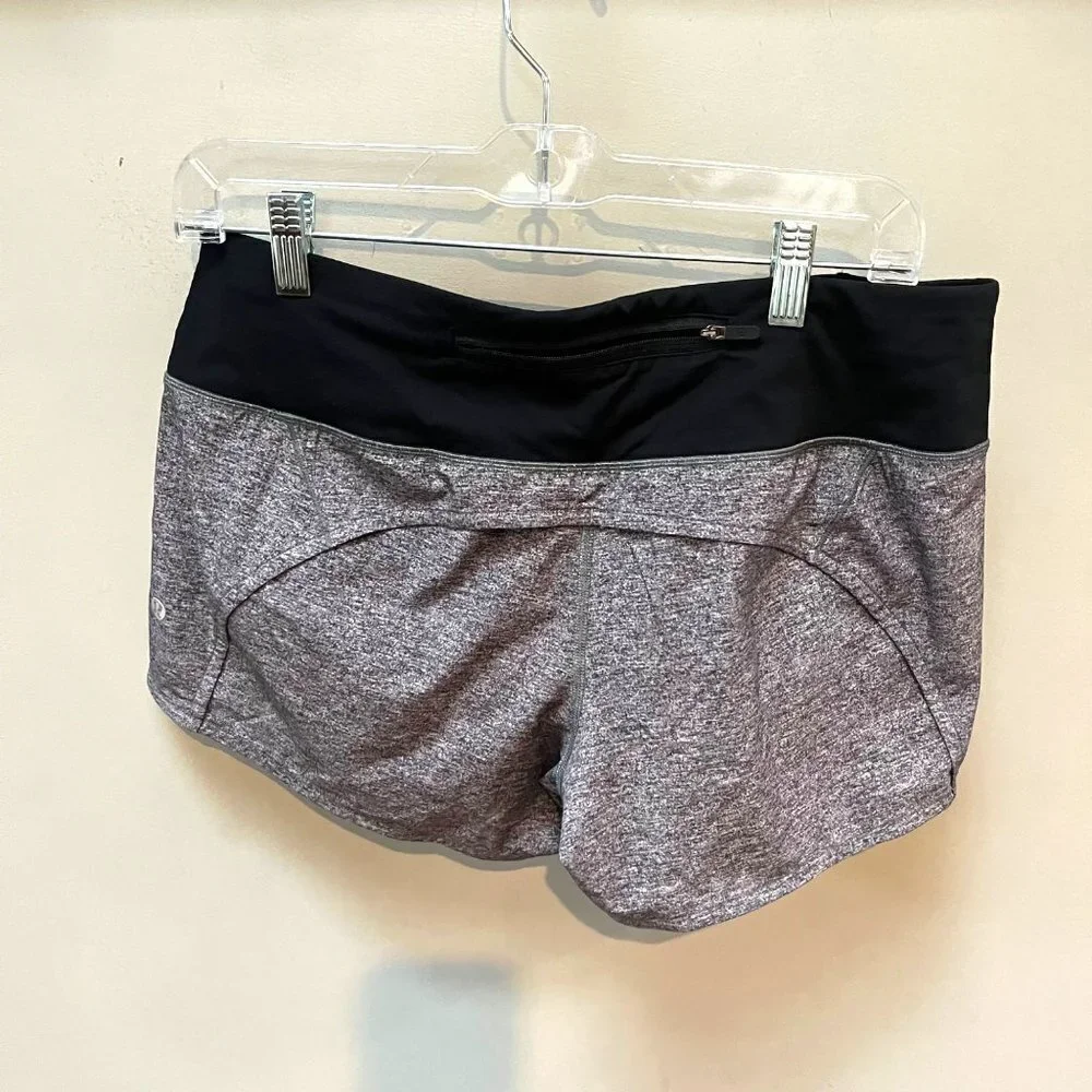 Lululemon‎ Speed Short Gray and black- Size 8